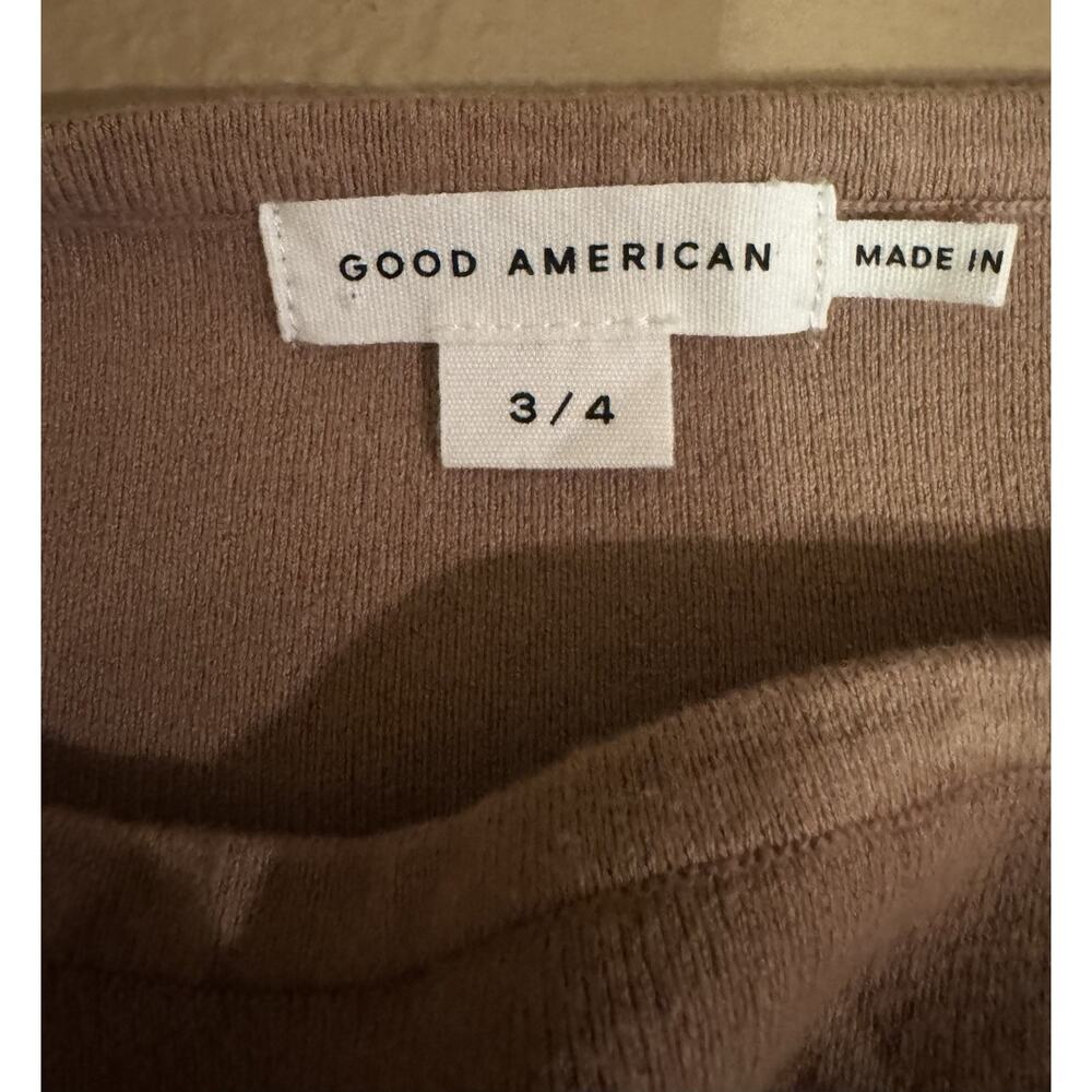 Good American The Cupped Rib Crop Sweater in Taupe Size S 3/4 NWT - Picture 9 of 9